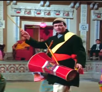 Dev Anand in Jewel Thief