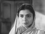 Bharati Devi in Tapan Sinha's Nirjan Saikate(1963)