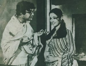 Uttam Kumar and Suchitra Sen in Har Mana Har