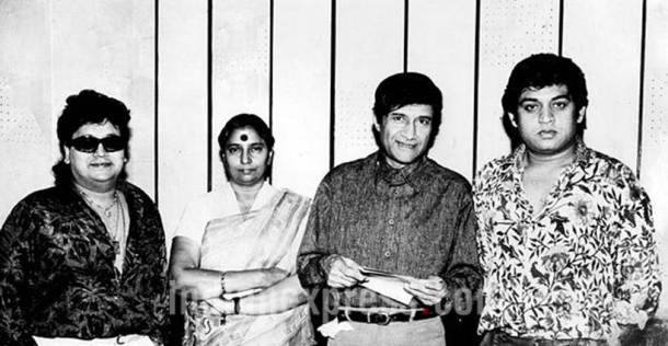 Dev Anand with Bappi Lahiri, S Janaki and Amit Kumar 