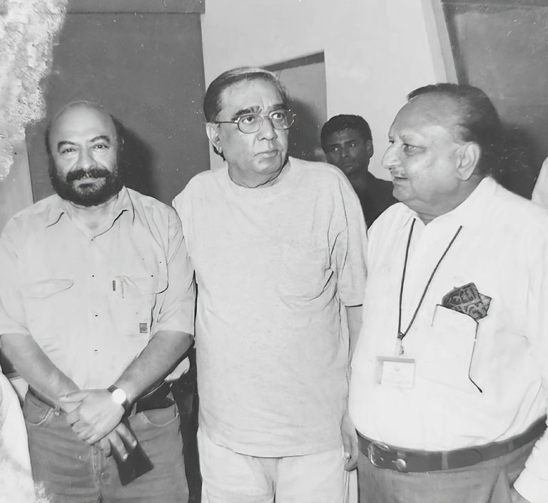 Prayag Rai Govind Nihalani Prakash Mehra Prayag Raaj - Silhouette Magazine