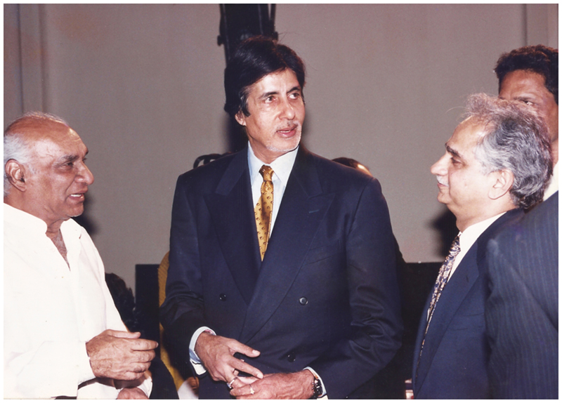 Amitabh Bachchan with Yash Chopra and Ramesh Sippy at a function