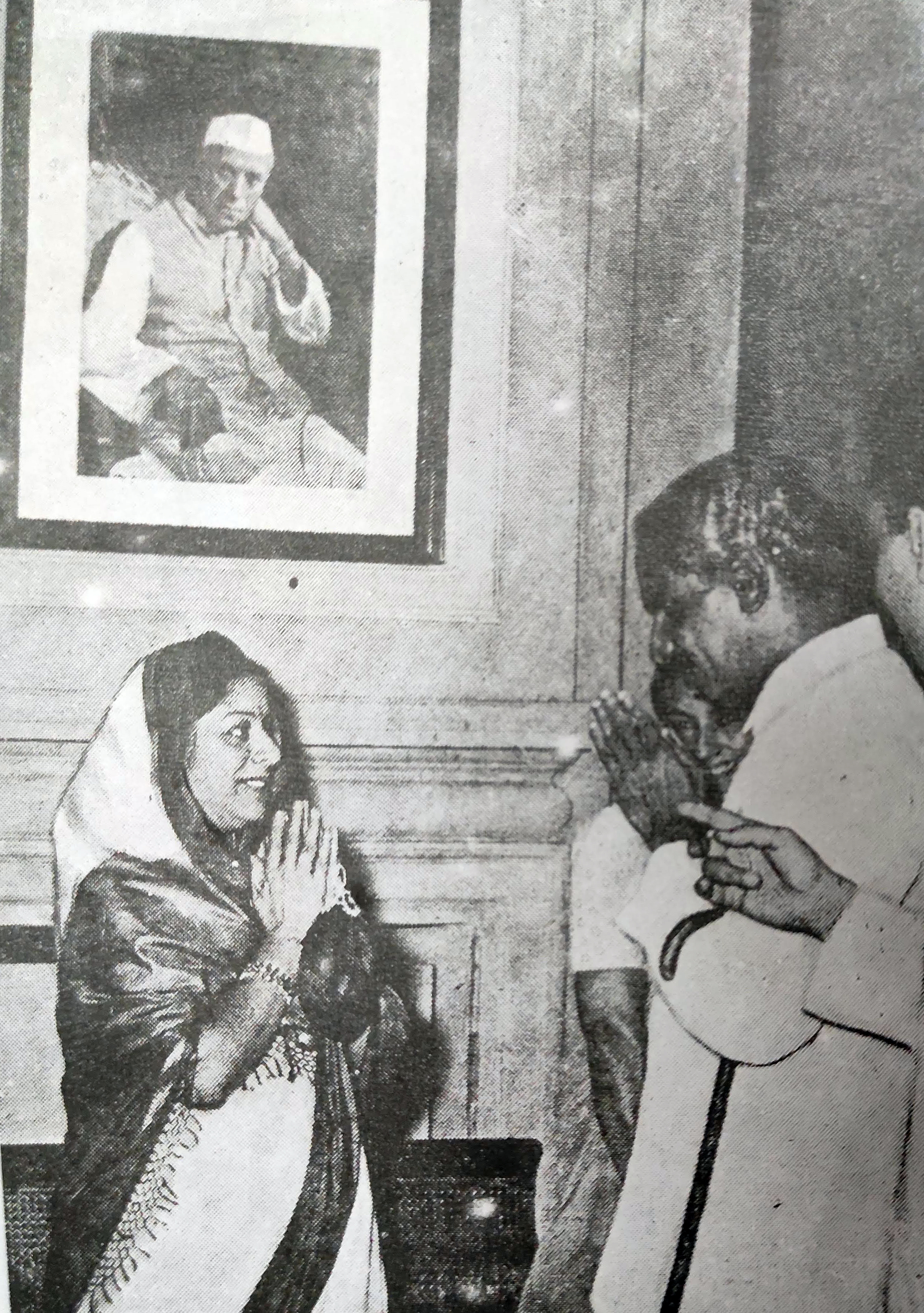 Kanan Devi with VK Krishna Menon
