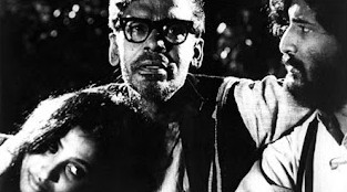 Jukti Takko Aar Gappo