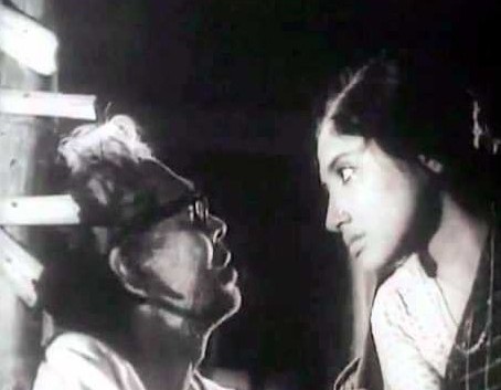 Jukti Takko Aar Gappo