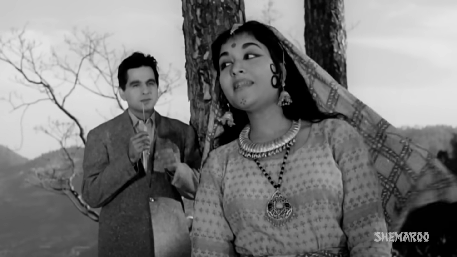 Dil tadap-tadap ke keh raha hai