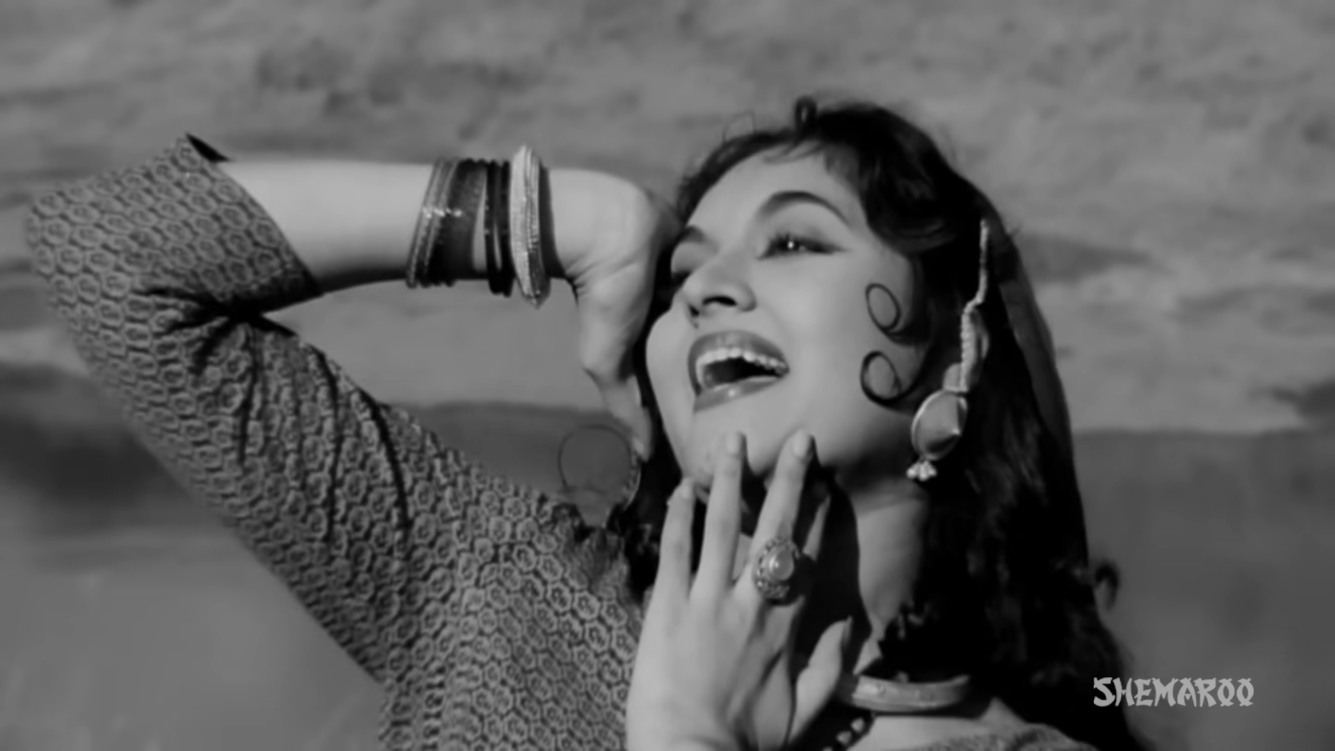 Ghadi-ghadi mora dil dhadke