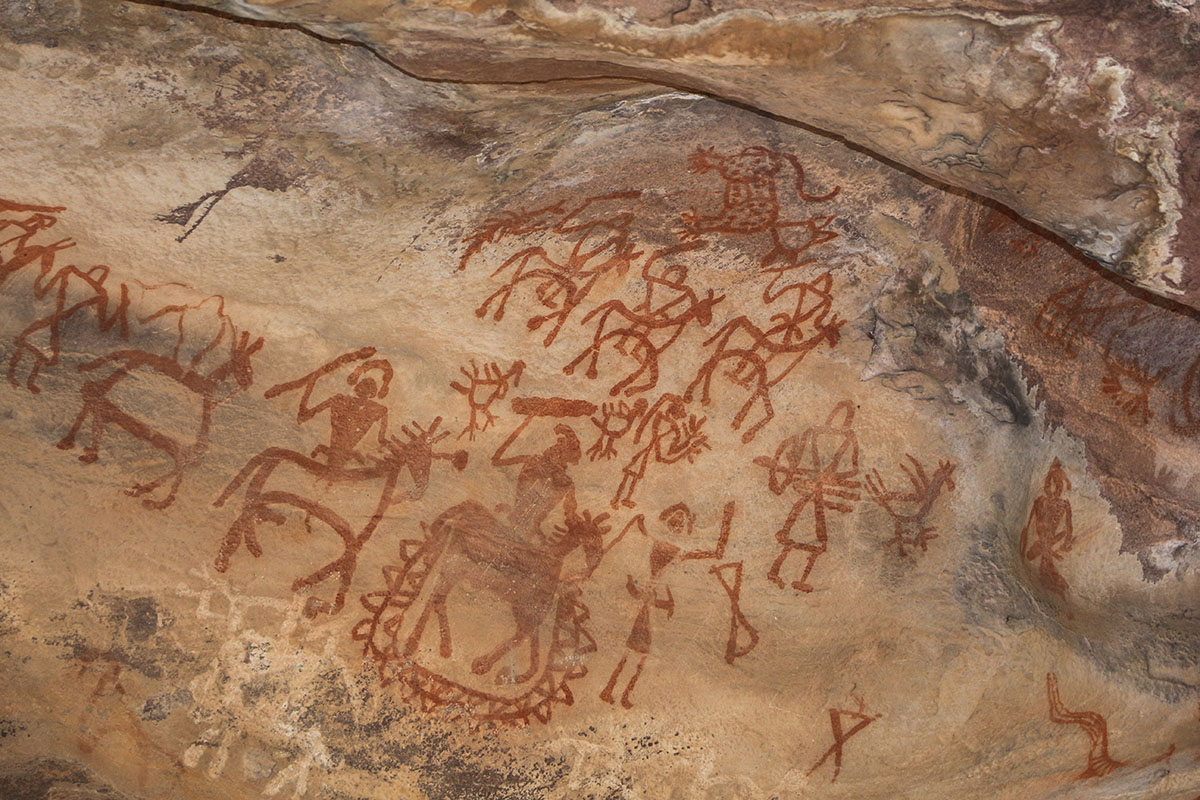 bhimbetka-rock-cave-painting-4m