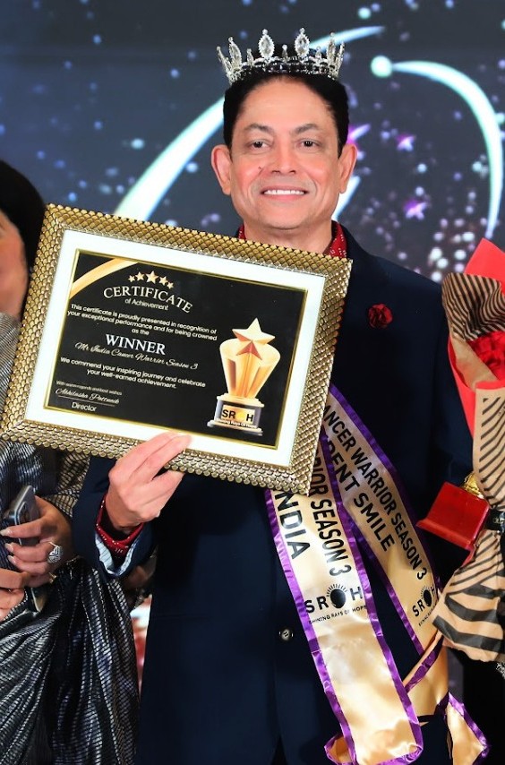 Ramen with the winner’s certificate and crown